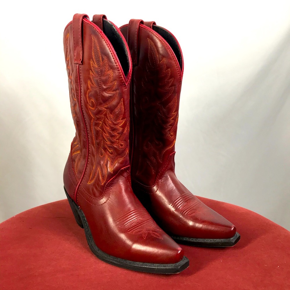Laredo size 7.5 burgundy western cowboy boots